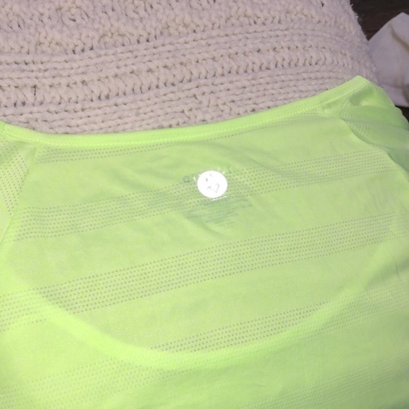 Torrid Active neon yellow green top size 3X - Picture 5 of 5